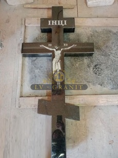 Хрест гранітний СТ.3