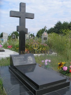 Хрест гранітний СТ.6